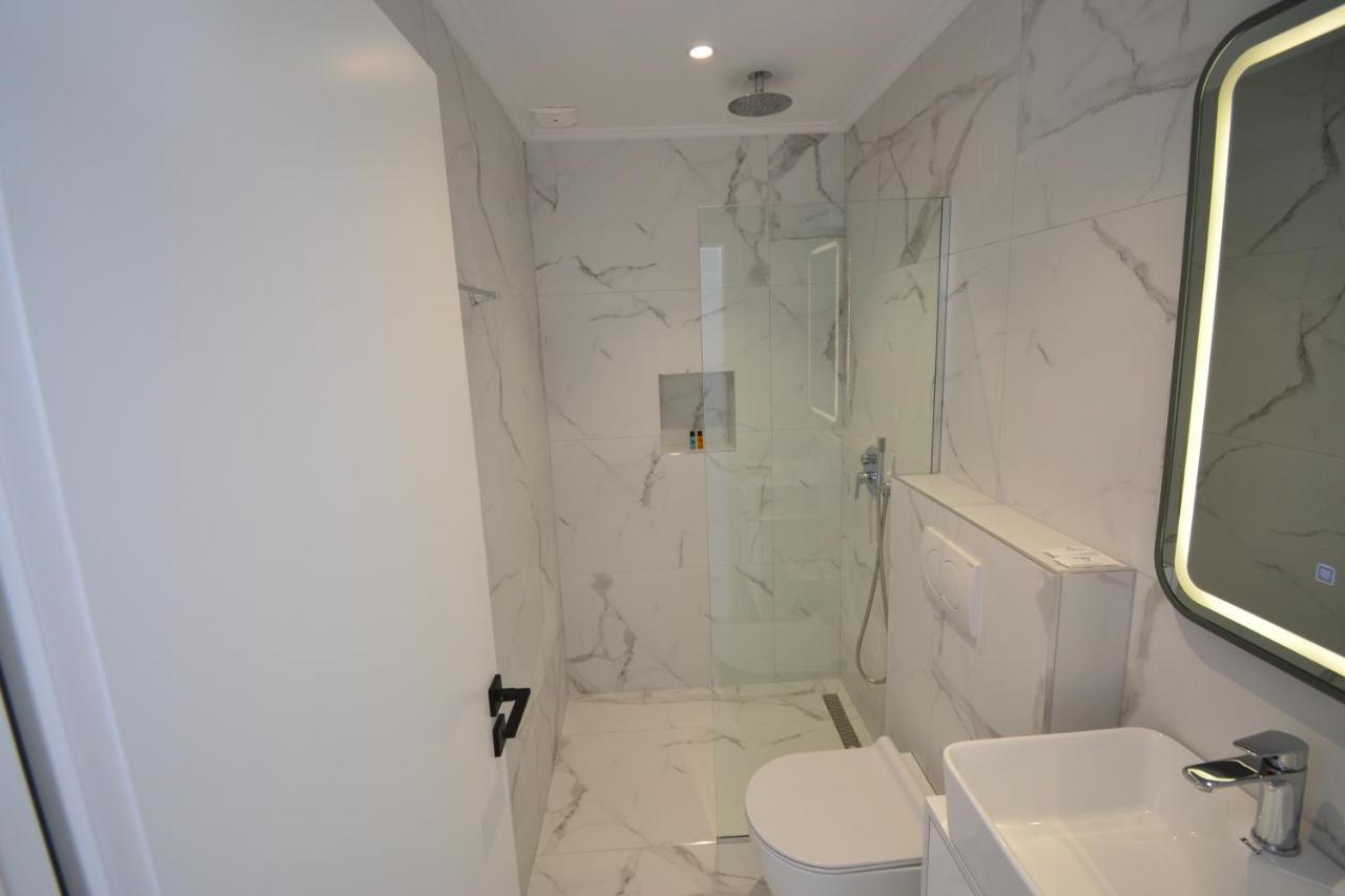 סרנדה E&L Luxury Apartments מראה חיצוני תמונה